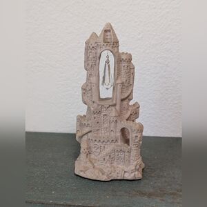 A Mr. Sandman Sand Castle Figurine Sculpture 2005 Crystal